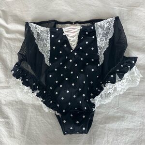 Victoria's Secret Black and White Polka Dot Panties size M
